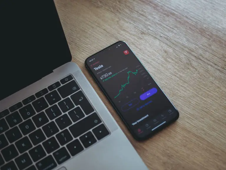 Do You Have To Be 18 To Use Robinhood?