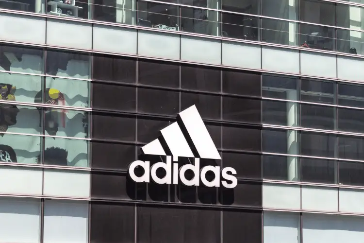 Logo Adidas on a store in New York adddf vs addyy
